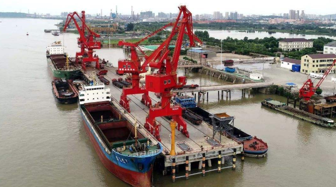 个旧概述露天料场港口封闭问题的实行方法